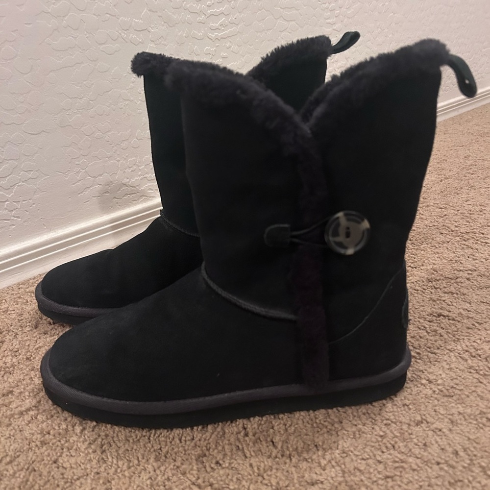New! American Eagle Black Suede Boots